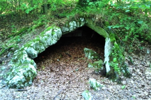 Jaskinie z hydratacji, Hydration caves